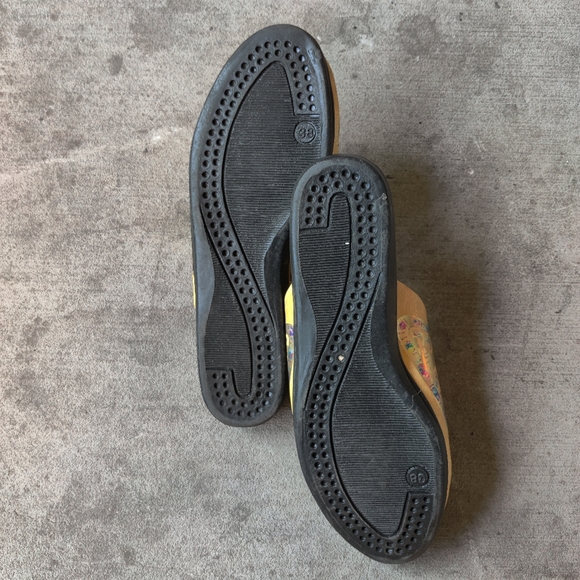 Egyptian Print Loafer Slides - Picture 4 of 4